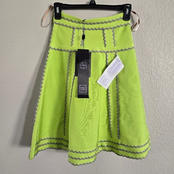 Herve Leger A-line skirt size XXS - Picture 1 of 9